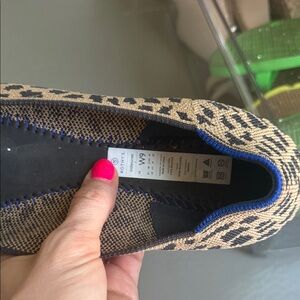 Rothy's Women's Leopard Knit point size 9